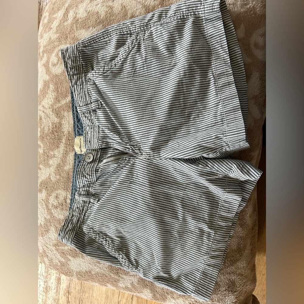 GH Bass Casual Striped Shorts - blue/White size 2
